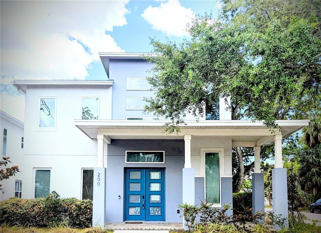 Photo of 200 E Grant Street, Orlando, FL 32806 (MLS # O6417379)