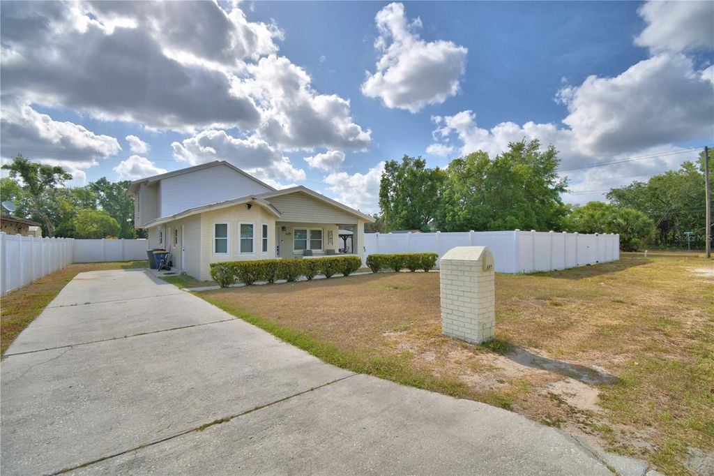 Photo of 640 Waldon Avenue N, Bartow, FL 33830 (MLS # L4952649)