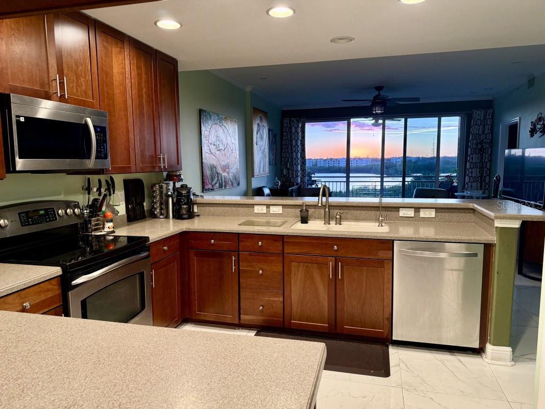 7194 KEY HAVEN ROAD 504