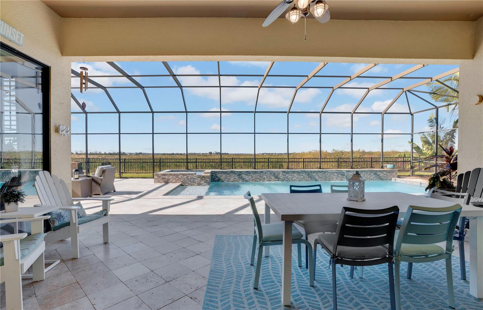 JOHNS LAKE POINTE THE OVERLOOK - Residential