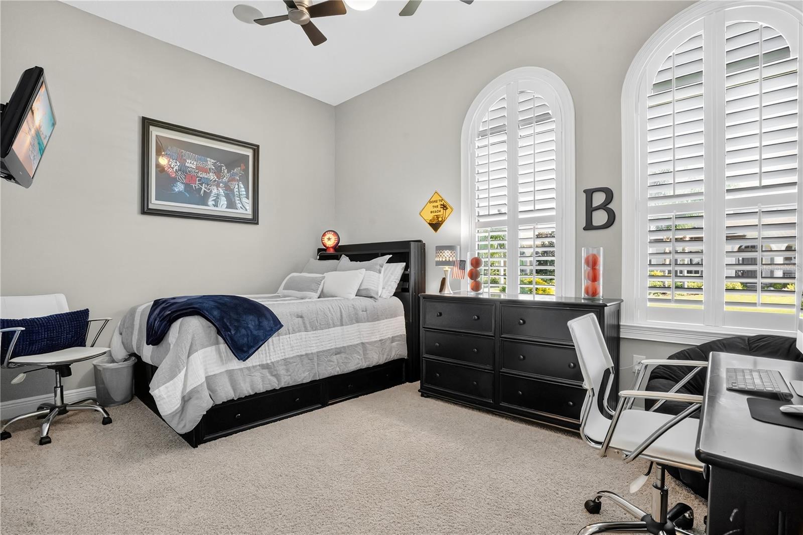 JOHNS LAKE POINTE THE OVERLOOK - Residential