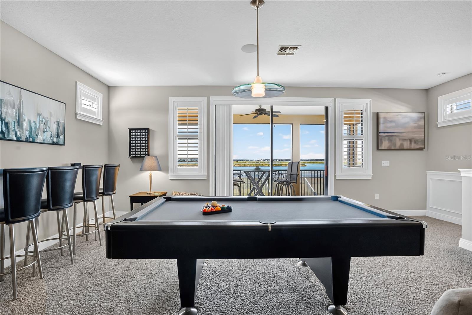 JOHNS LAKE POINTE THE OVERLOOK - Residential