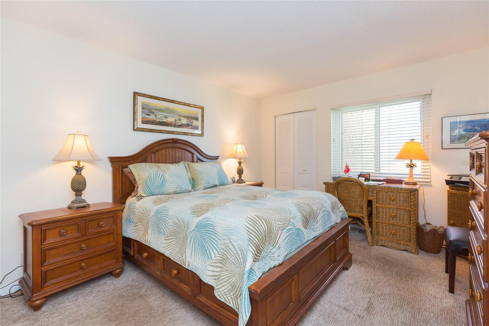 LA PUERTA DEL SOL CONDO - Residential