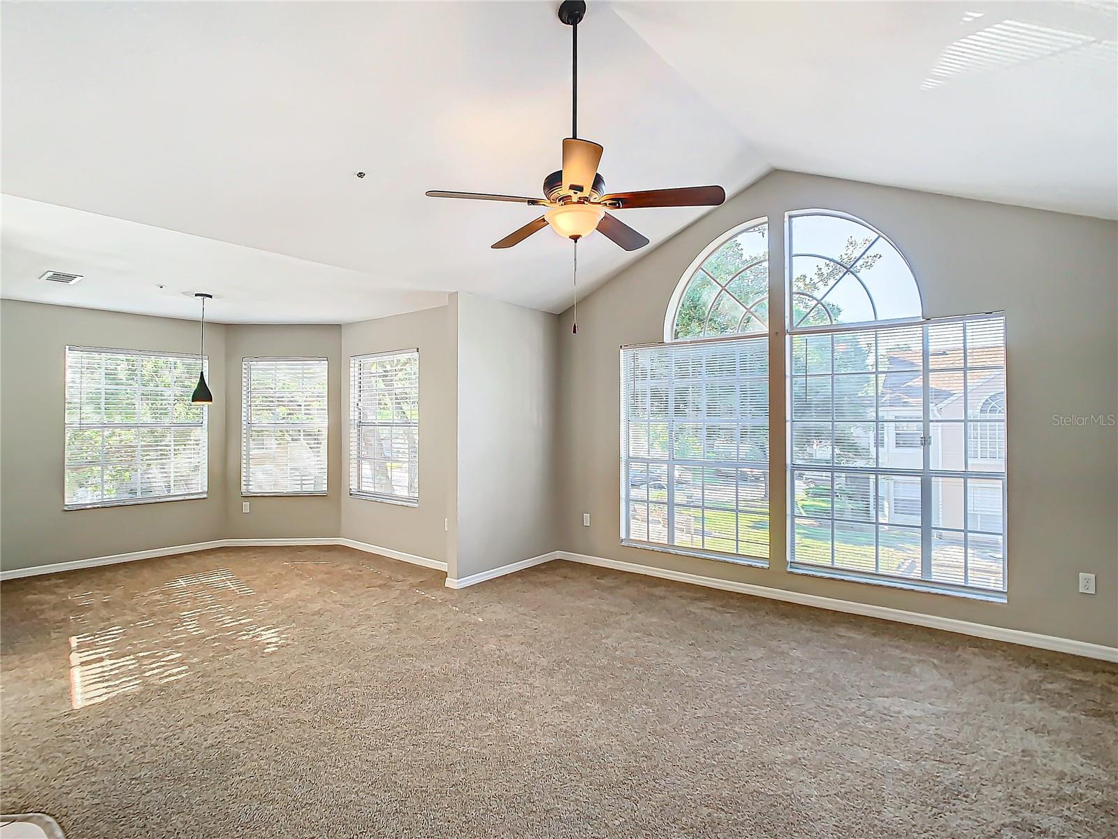 HIDDEN SPGS CONDO - Residential Lease