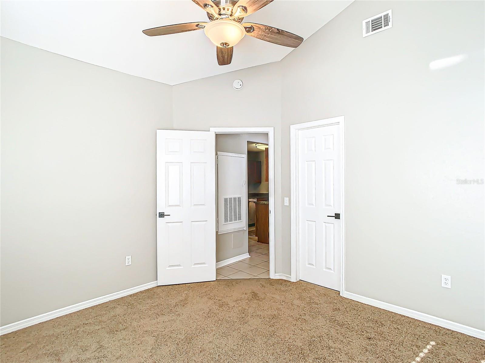 HIDDEN SPGS CONDO - Residential Lease