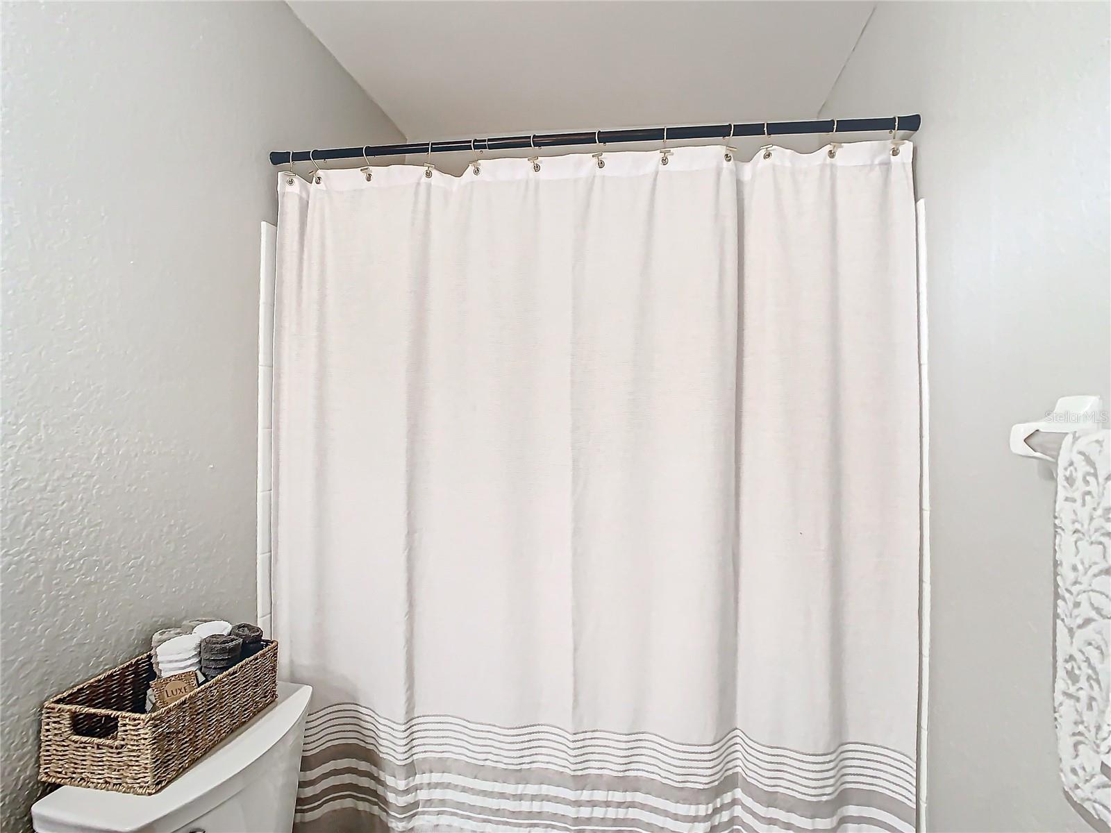 HIDDEN SPGS CONDO - Residential Lease
