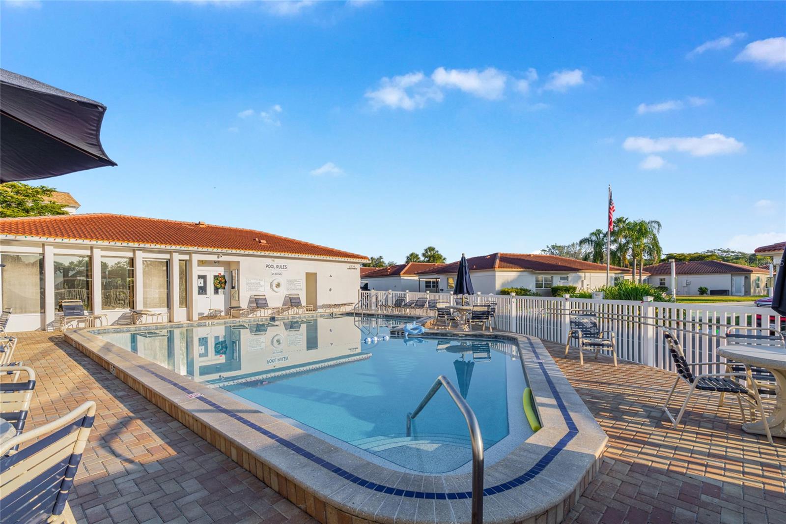 VISTA HERMOSA - Residential