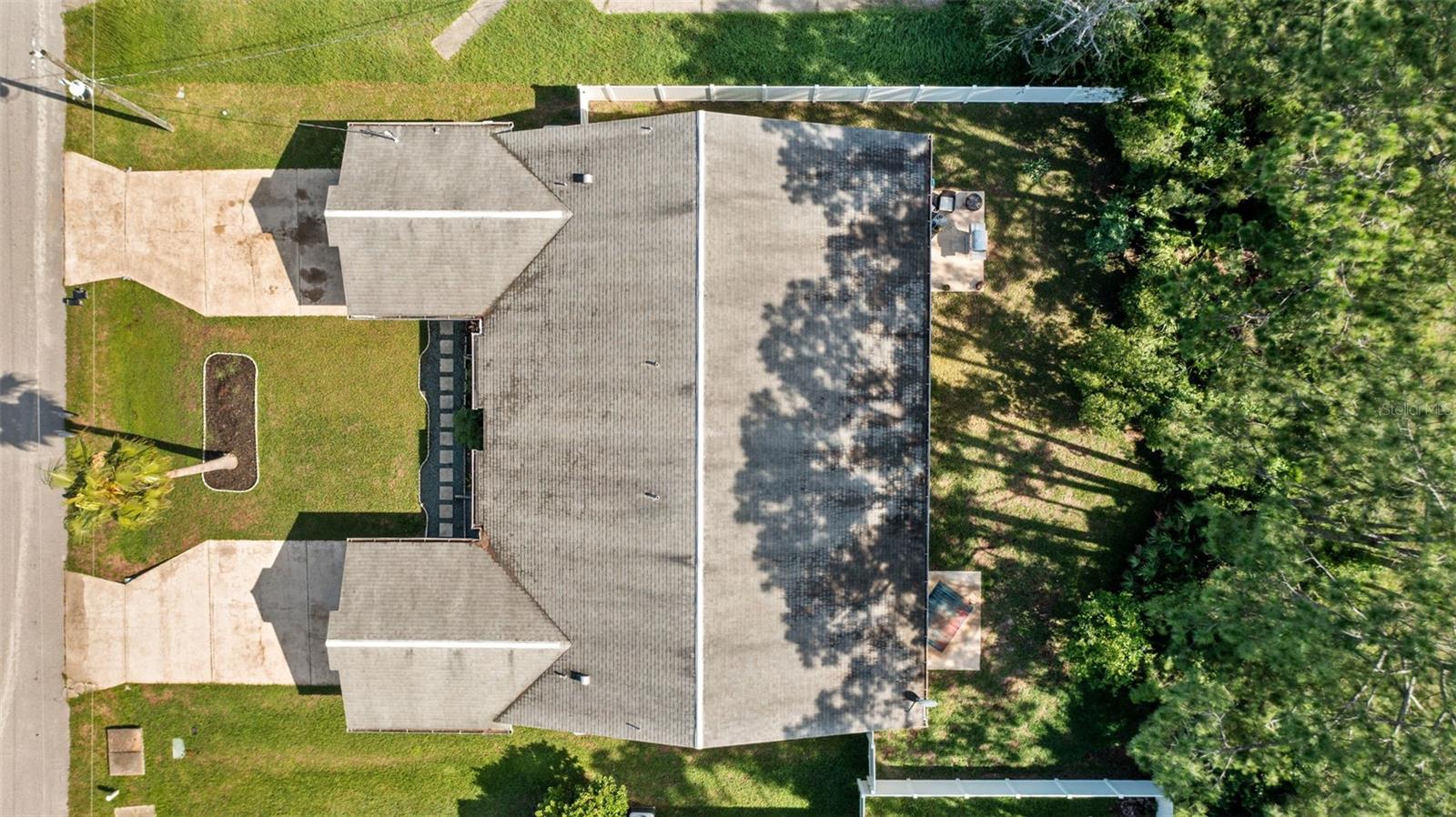 152 FENIMORE LANE A & B