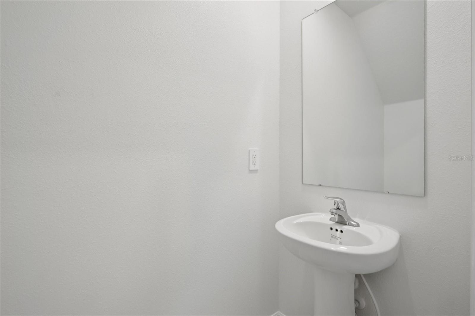 ACACIA FIELDS - Residential Lease