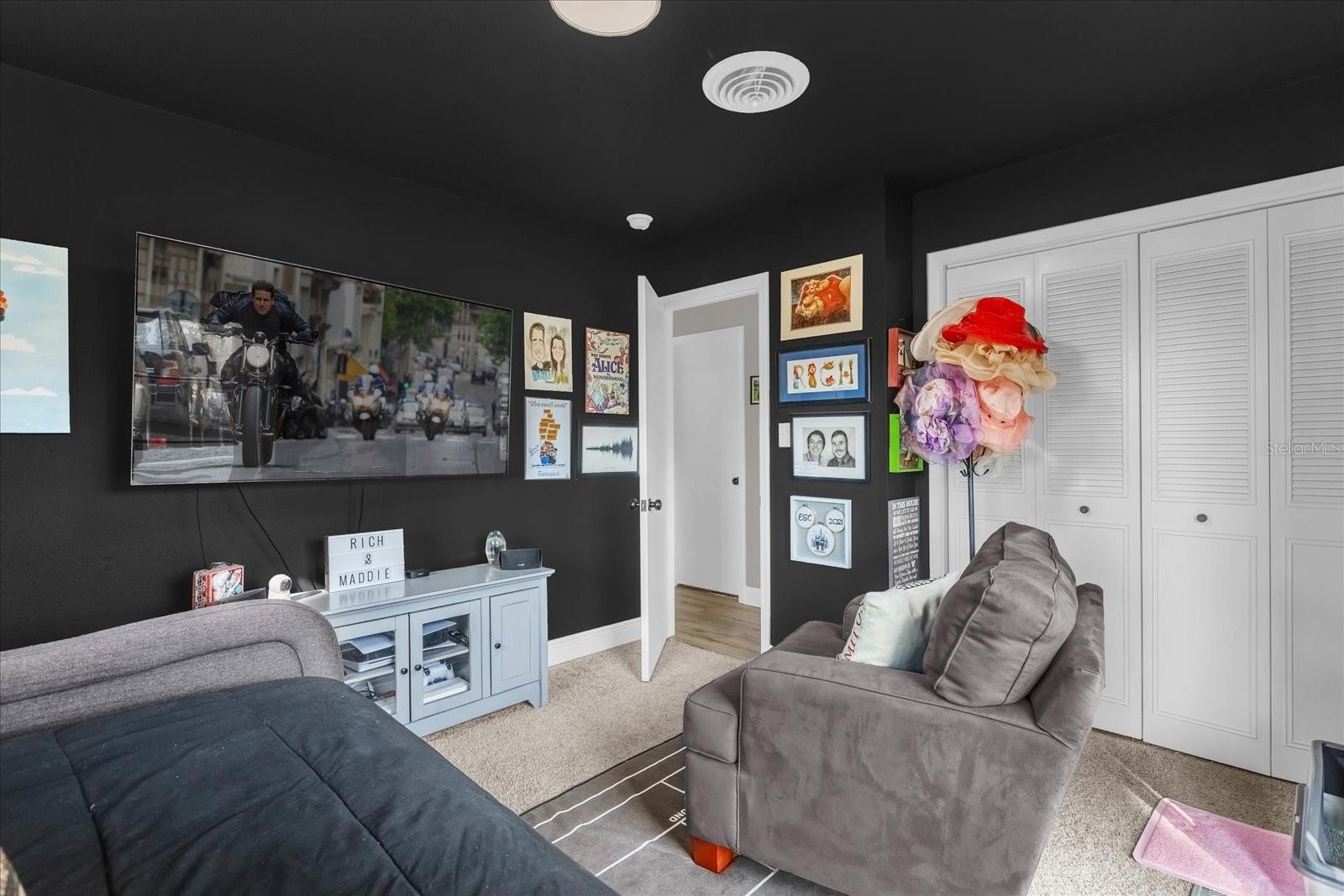 GLEN ARDEN HEIGHTS - Residential