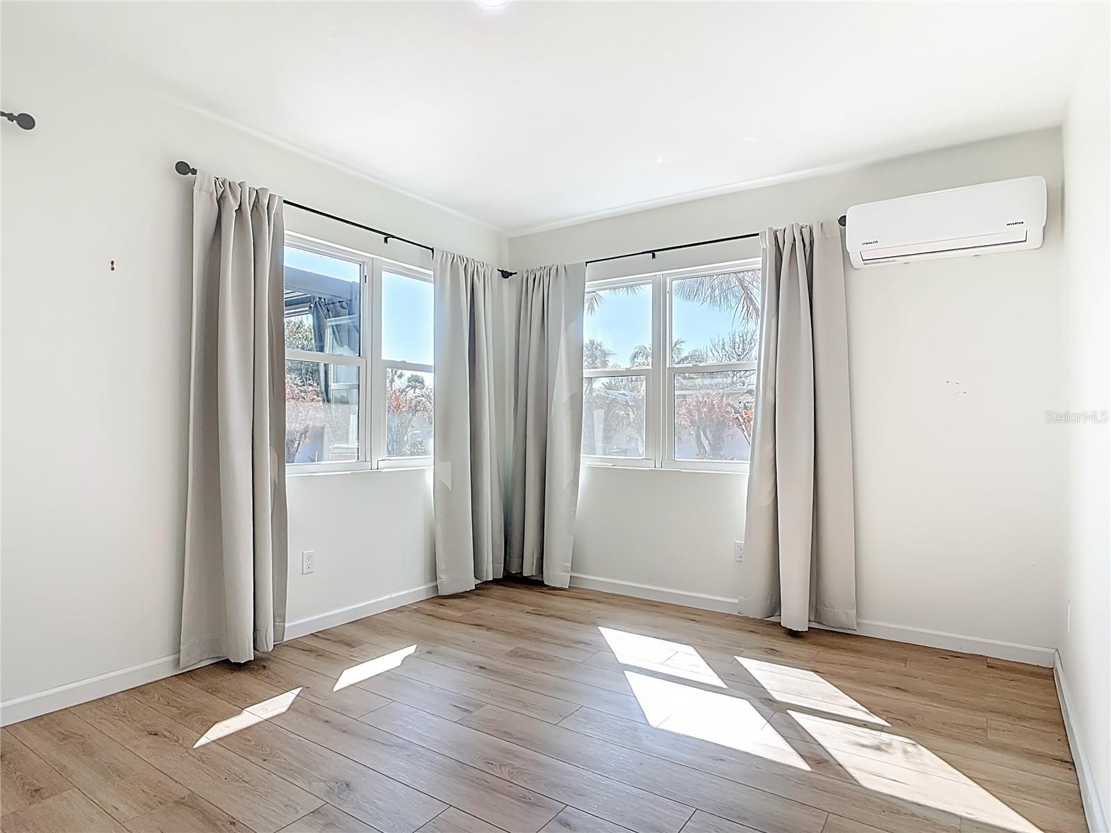 SEABREEZE PARK - Residential