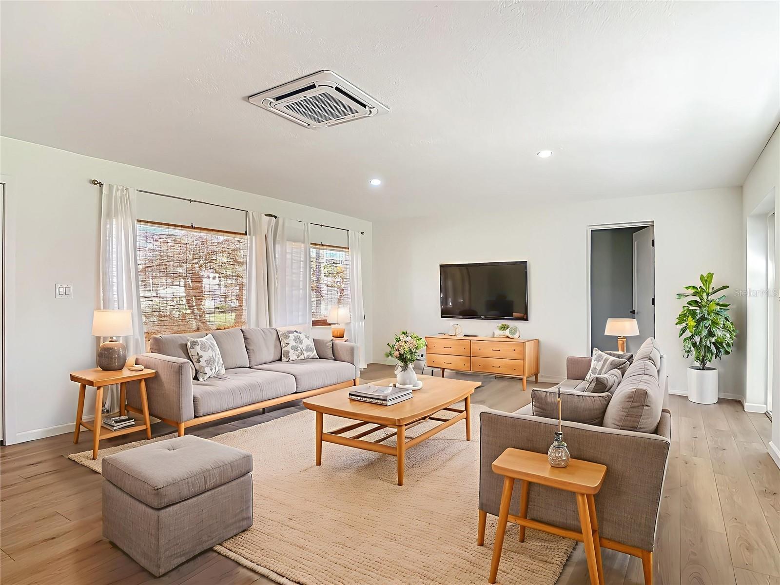 SEABREEZE PARK - Residential