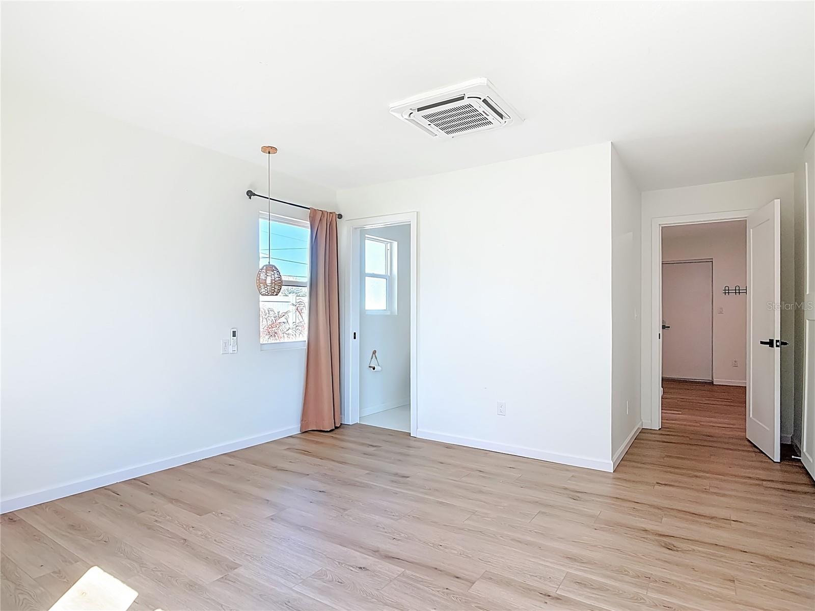 SEABREEZE PARK - Residential