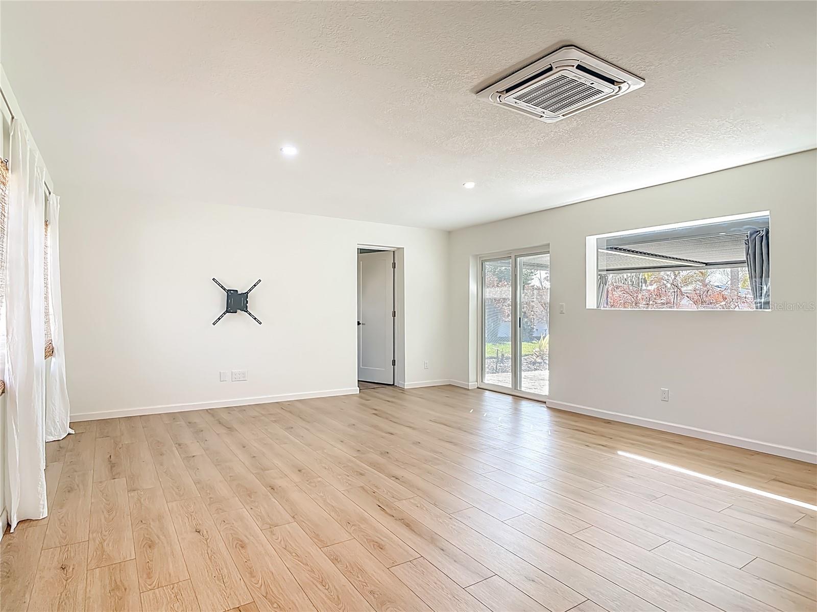 SEABREEZE PARK - Residential