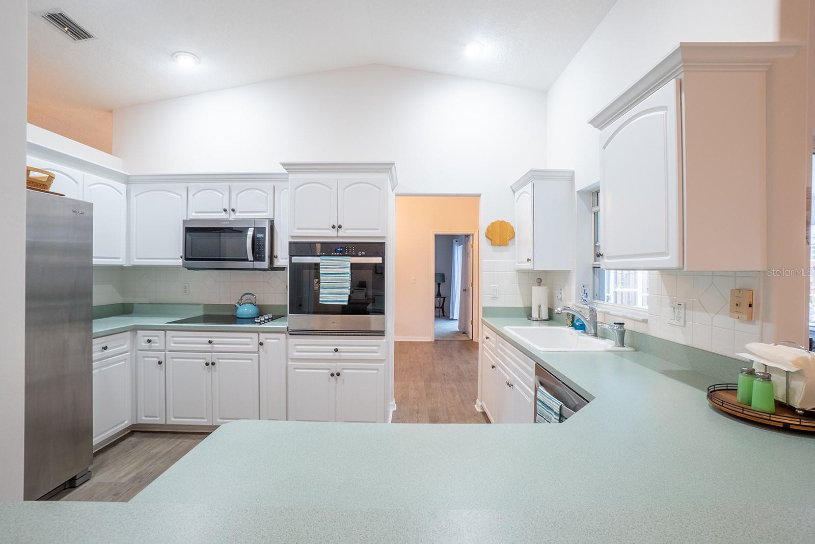 DEERWOOD REP BLK 20 PINE LAKES GOLF COURSE - Residential