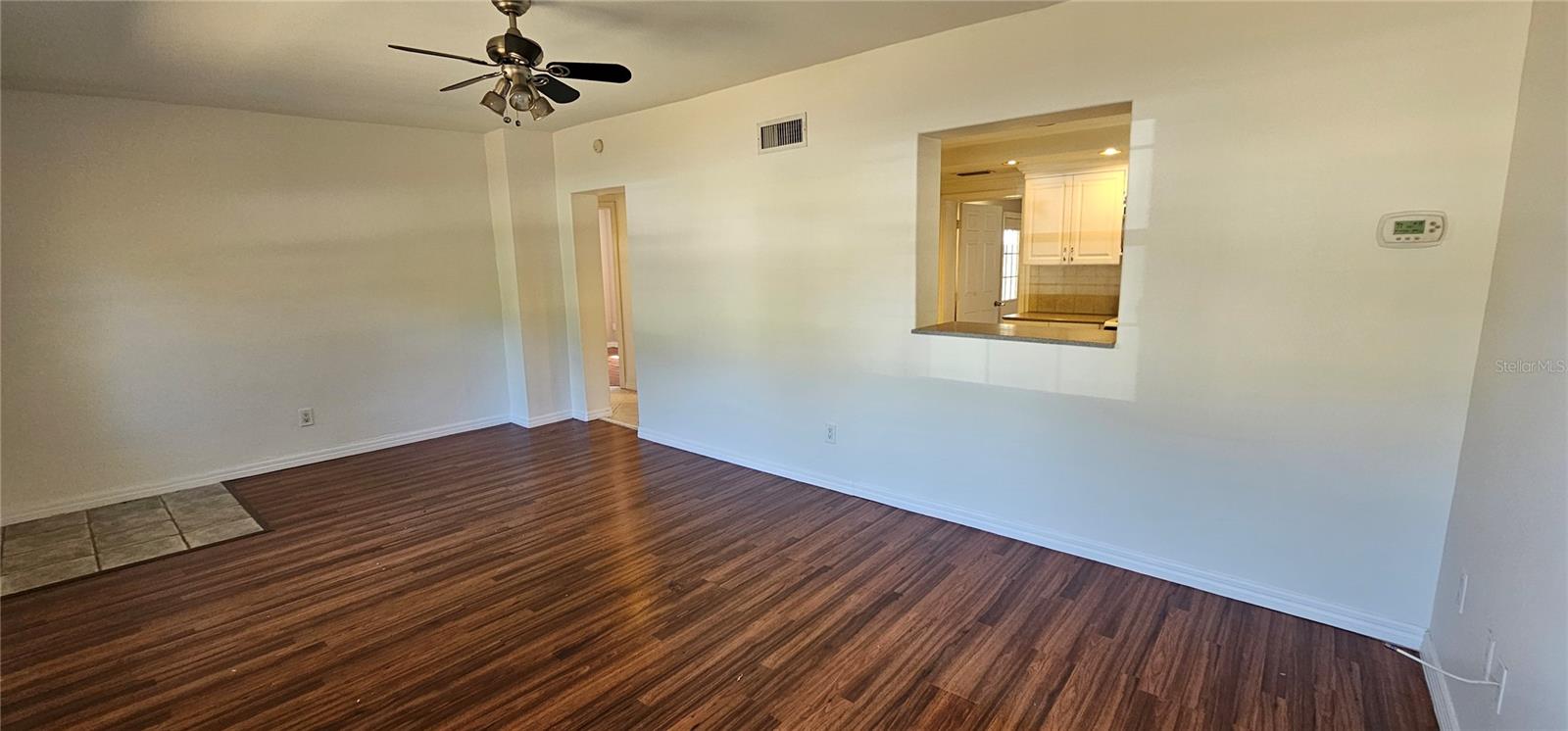 HANOUSEK F E & M M - Residential Lease