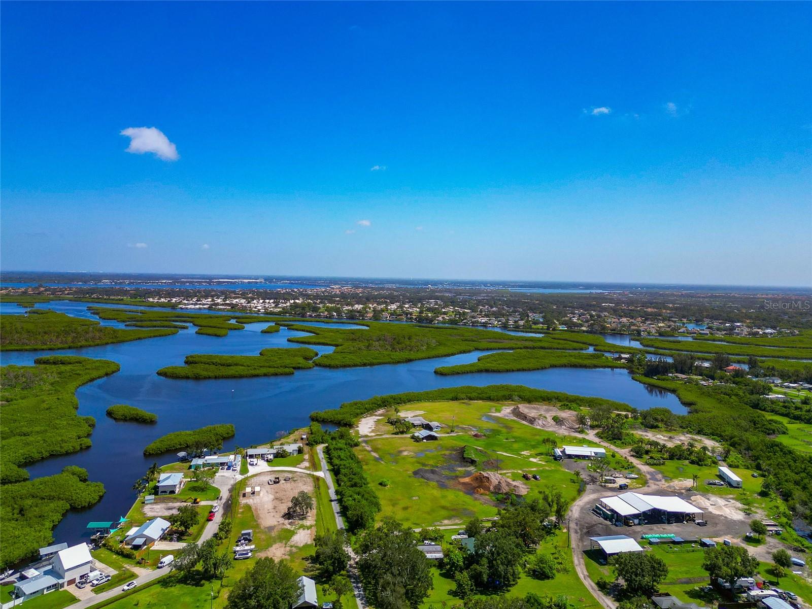 BRA-WIN PALMS - Residential