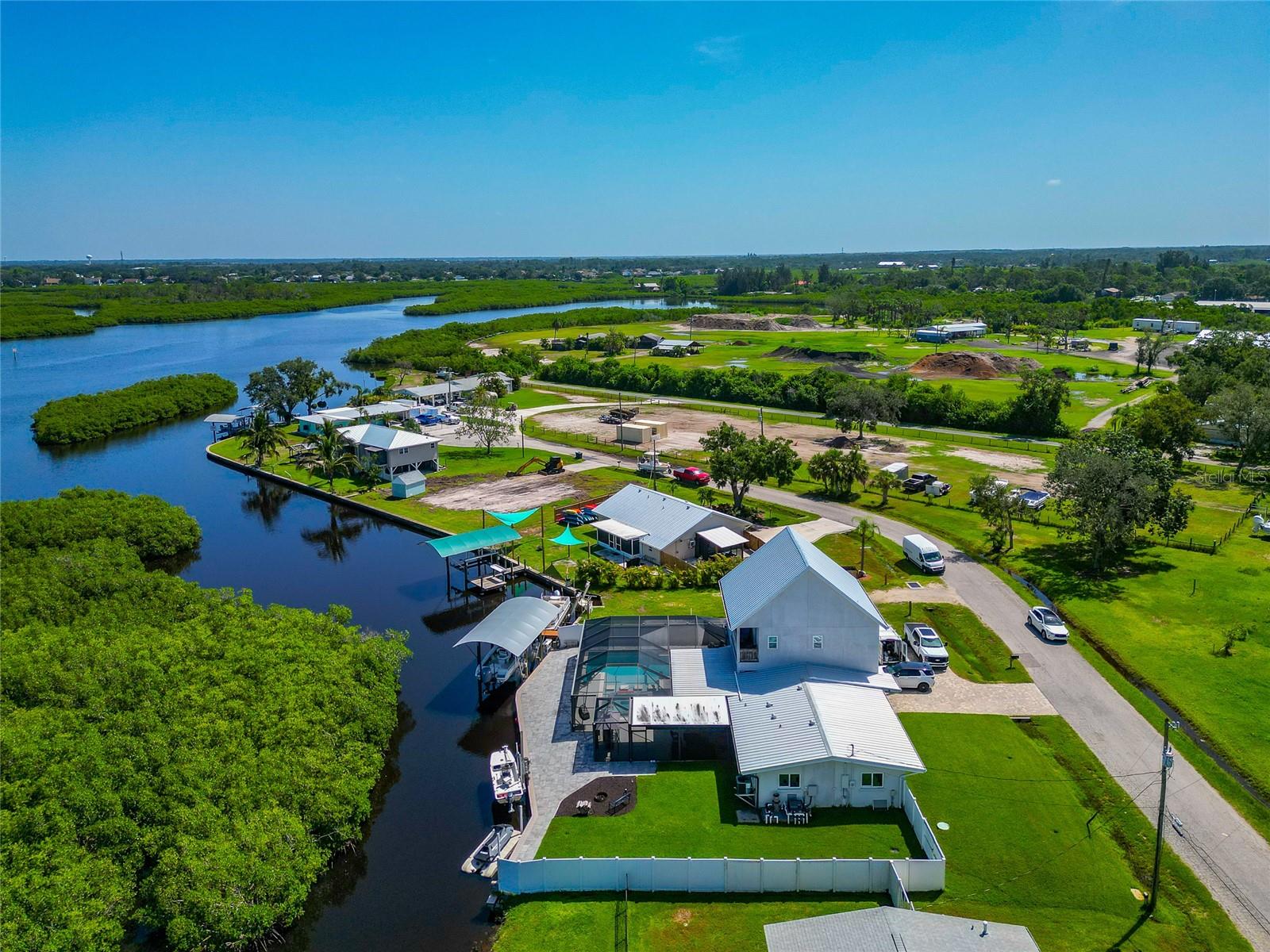 BRA-WIN PALMS - Residential