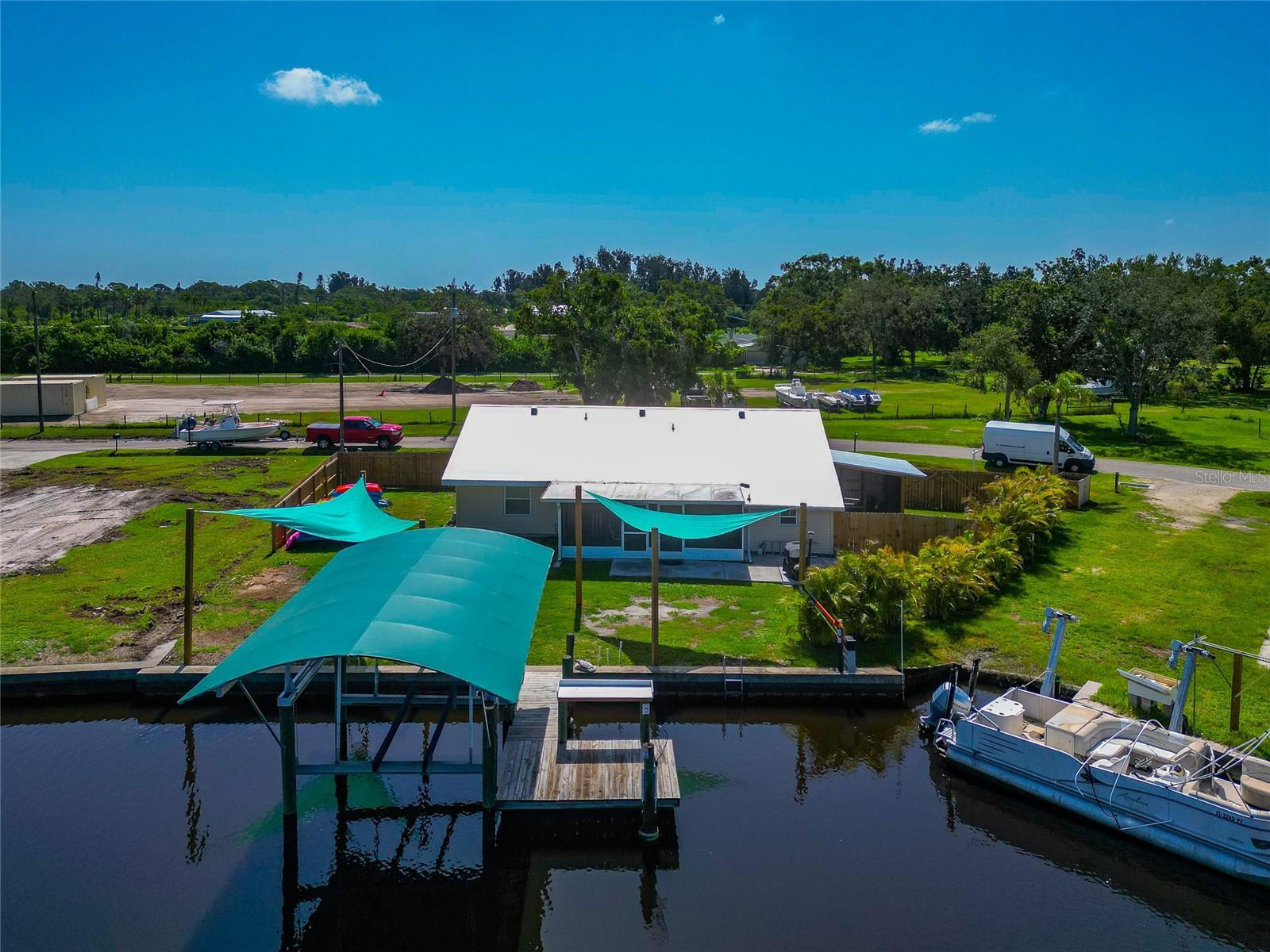 BRA-WIN PALMS - Residential