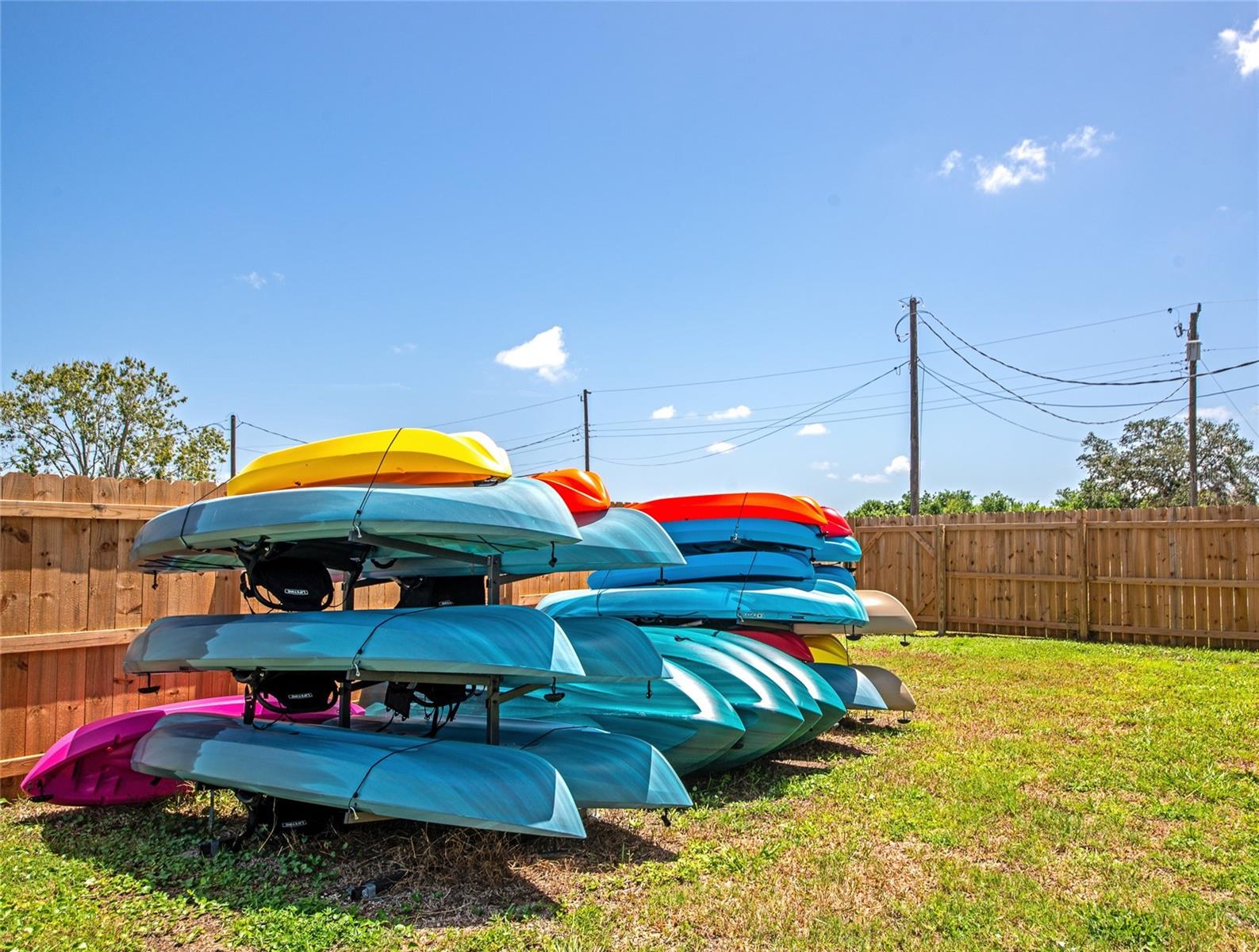 BRA-WIN PALMS - Residential