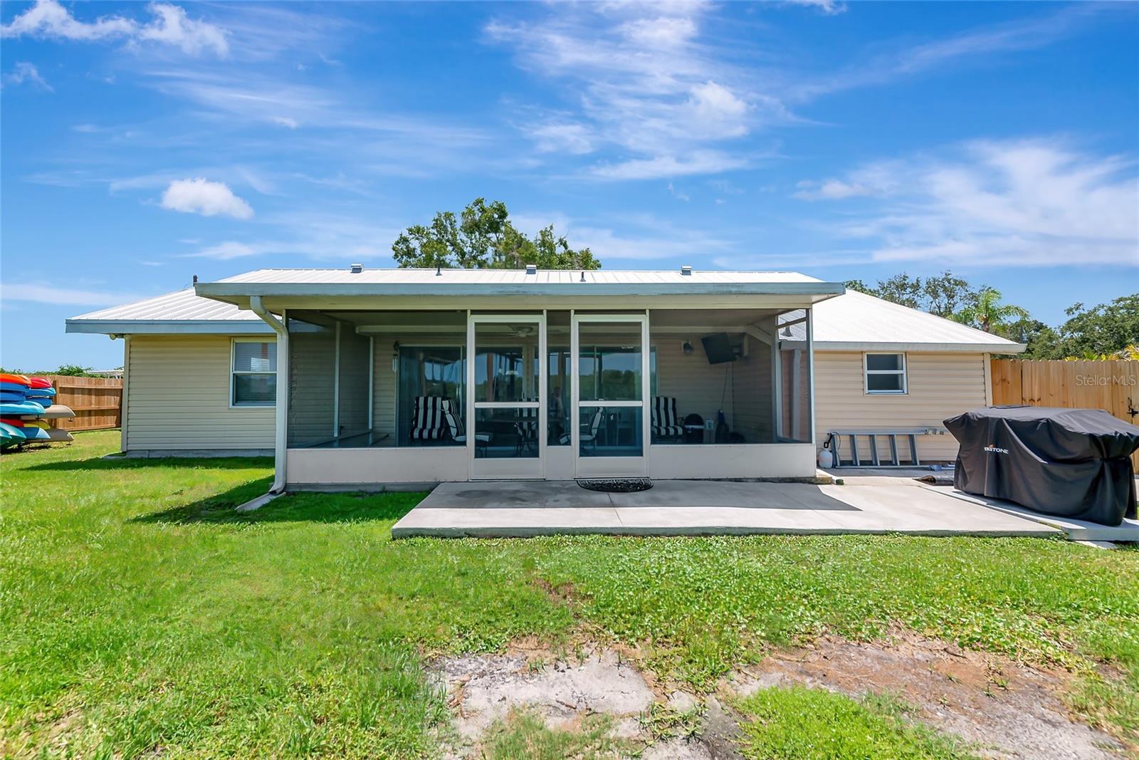 BRA-WIN PALMS - Residential