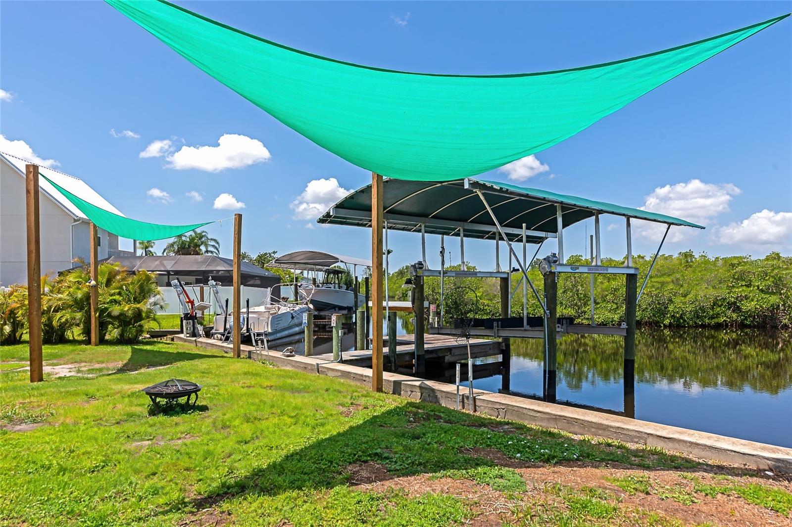 BRA-WIN PALMS - Residential