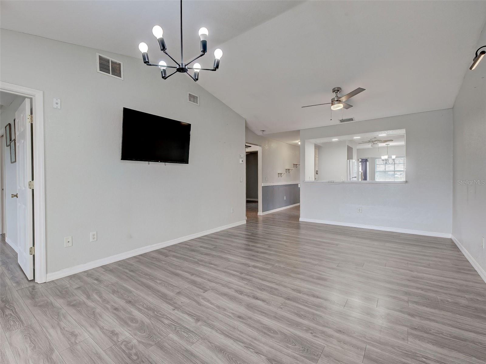 LINKSIDE - Residential