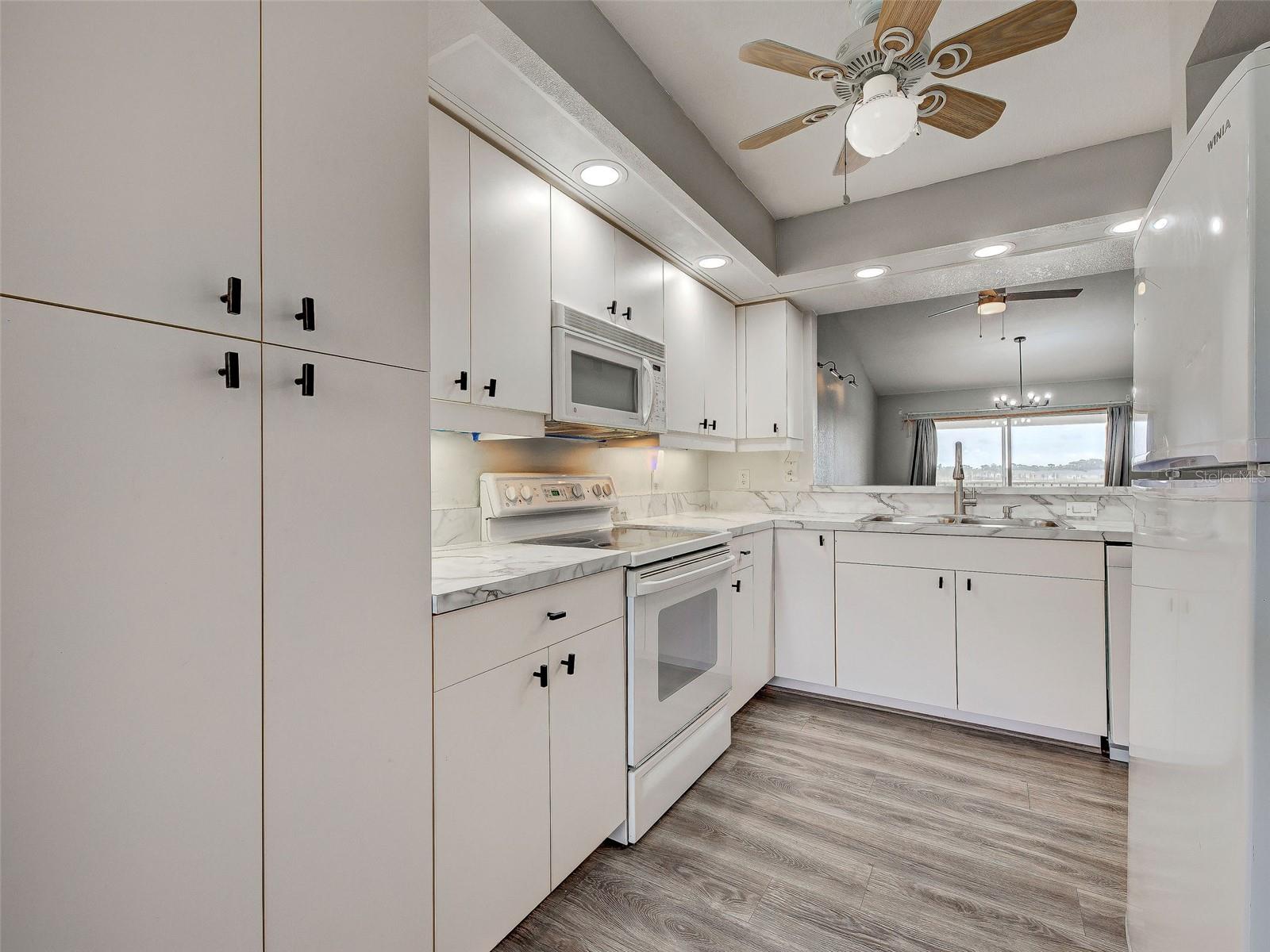 LINKSIDE - Residential