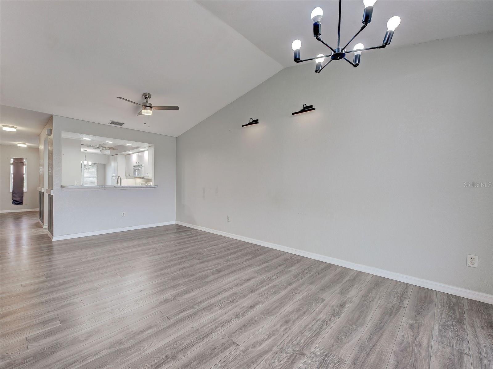 LINKSIDE - Residential