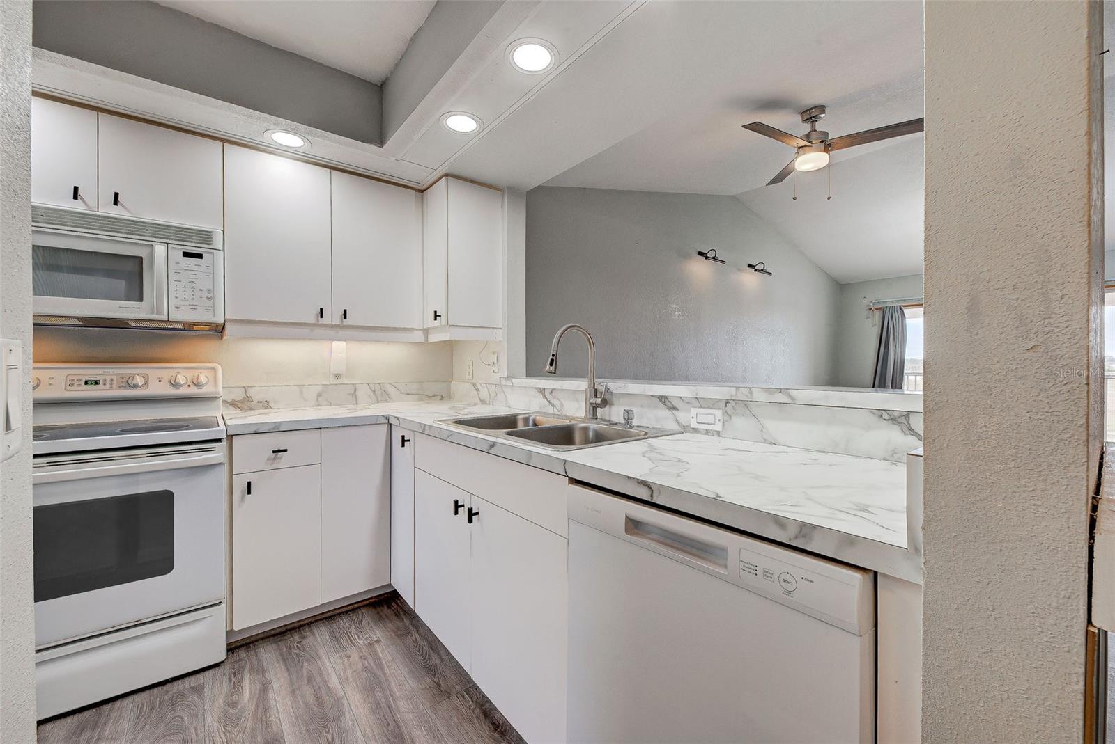 LINKSIDE - Residential