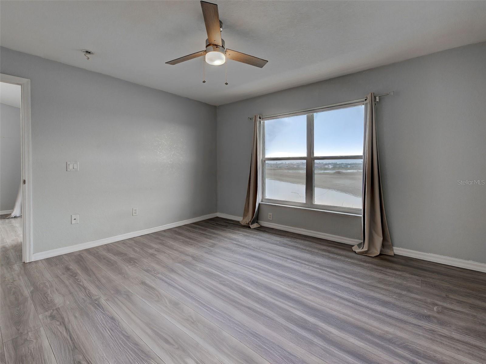 LINKSIDE - Residential