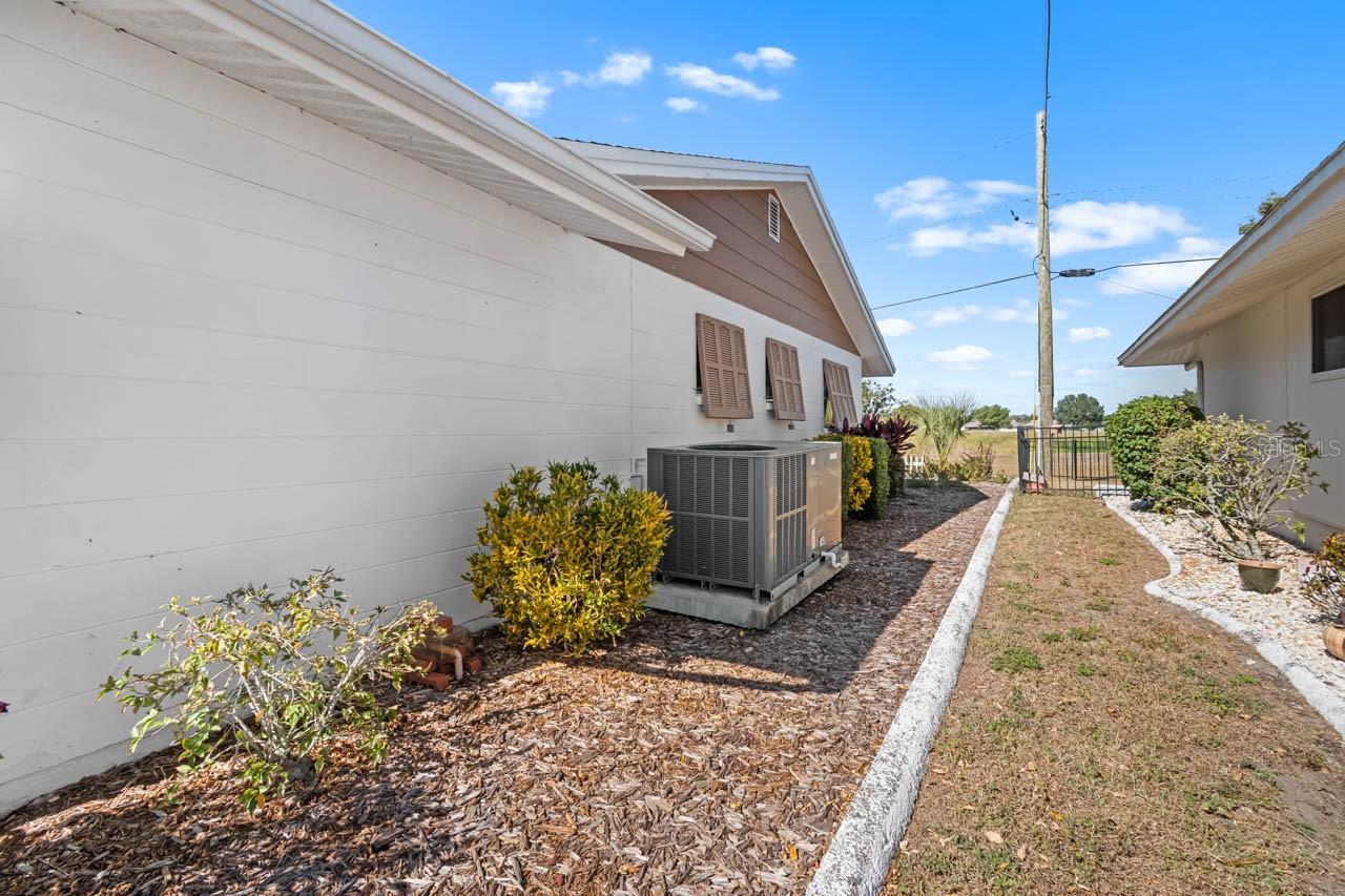 DEL WEBBS SUN CITY FLORIDA UN - Residential