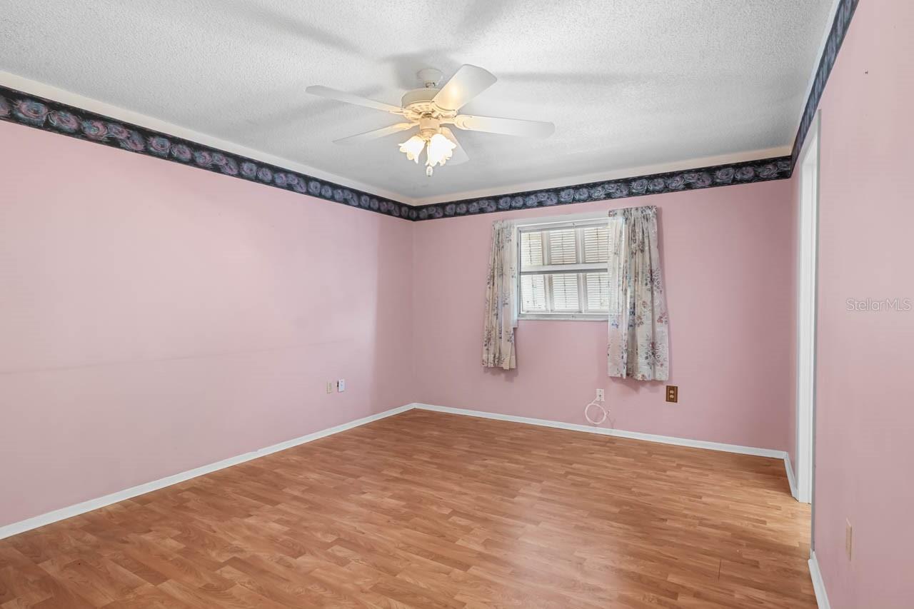 DEL WEBBS SUN CITY FLORIDA UN - Residential