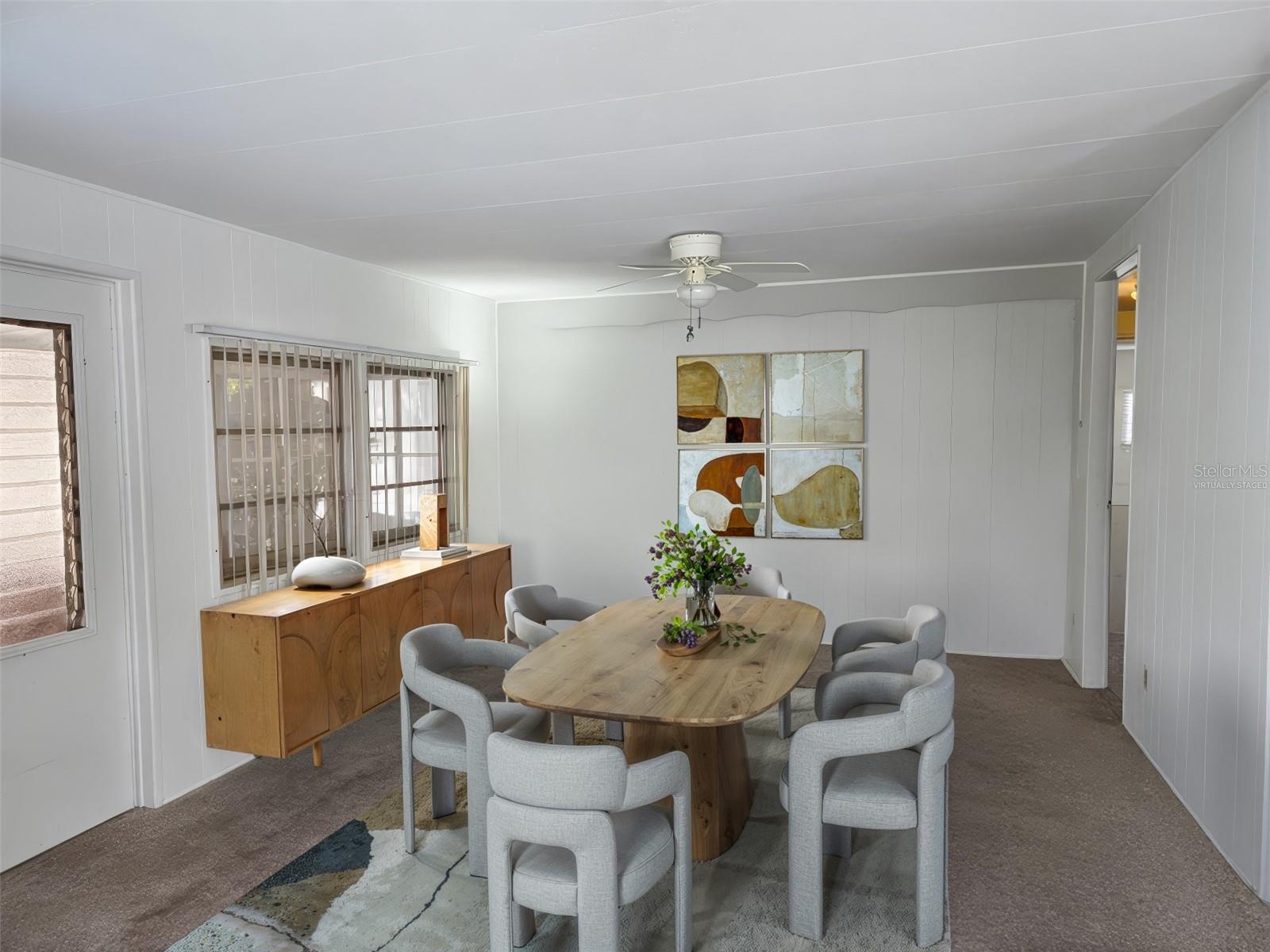 OAKWOOD MANOR - Residential