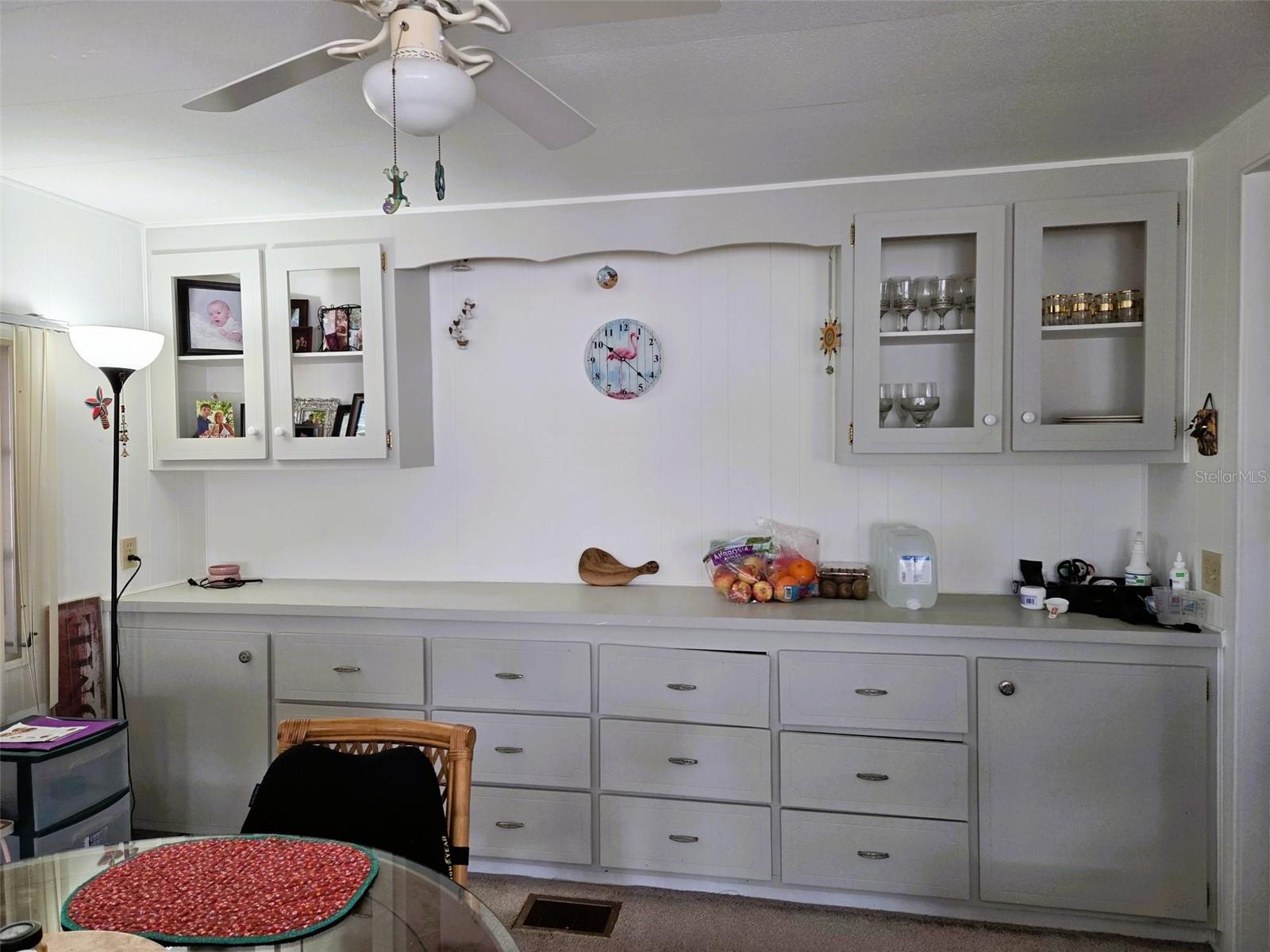 OAKWOOD MANOR - Residential