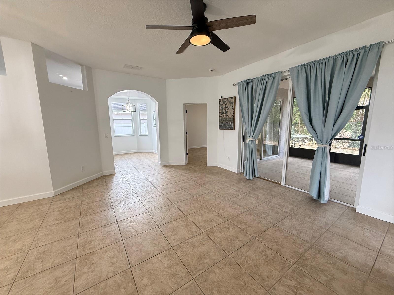 BRIDGE WATER - Residential Lease