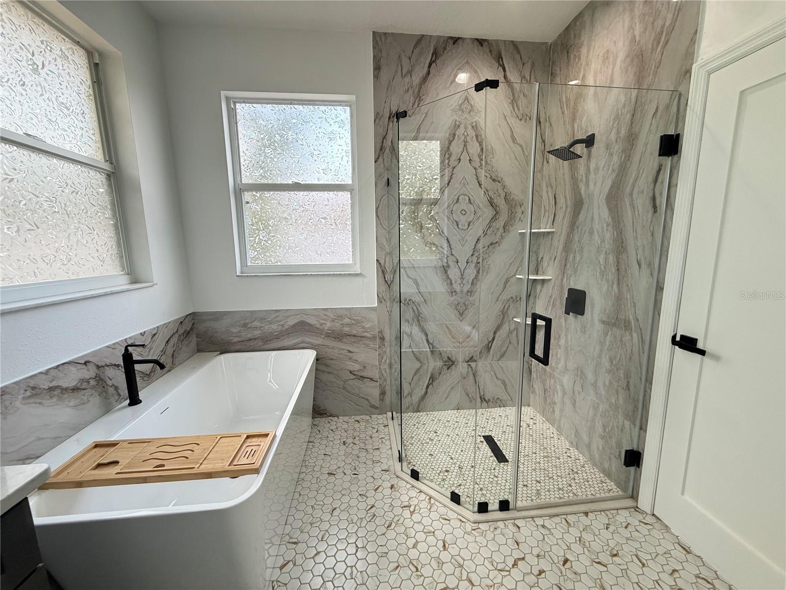 BRIDGE WATER - Residential Lease