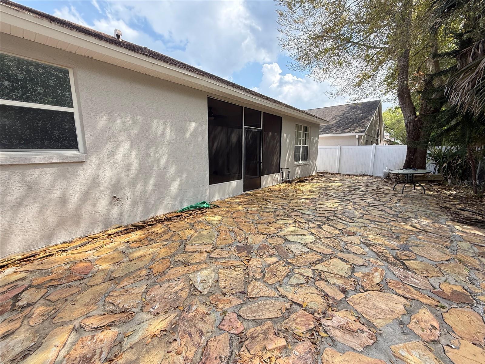 BRIDGE WATER - Residential Lease