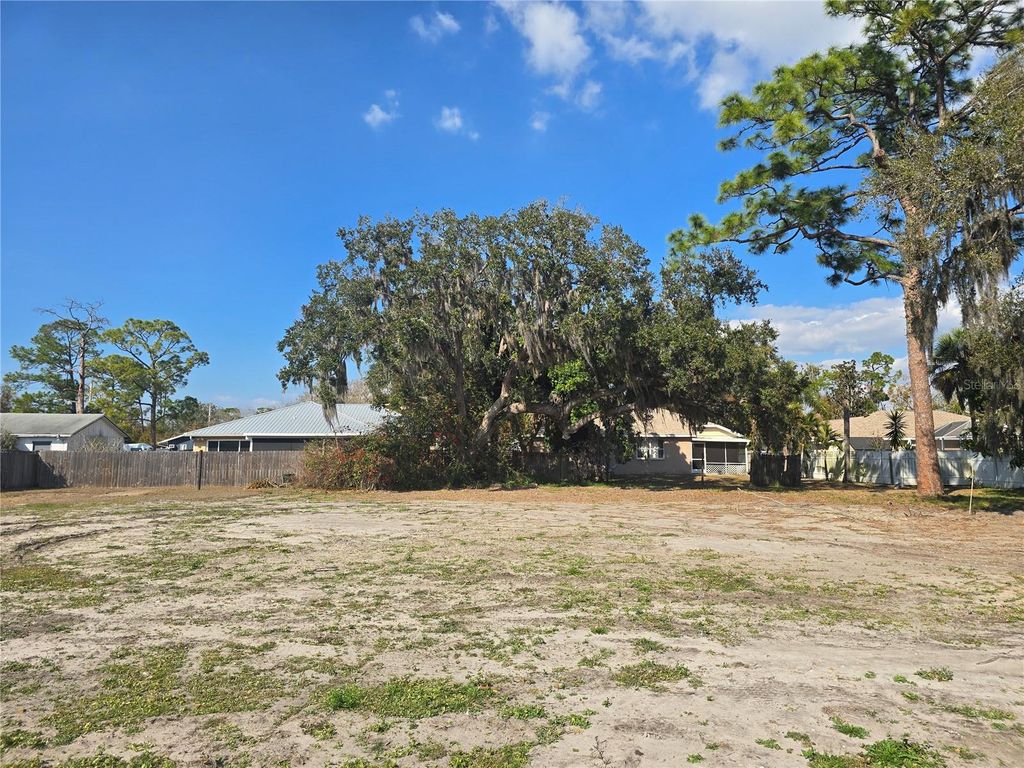 Photo of 7219 Mauna Loa Boulevard, Sarasota, FL 34241 (MLS # A4682700)