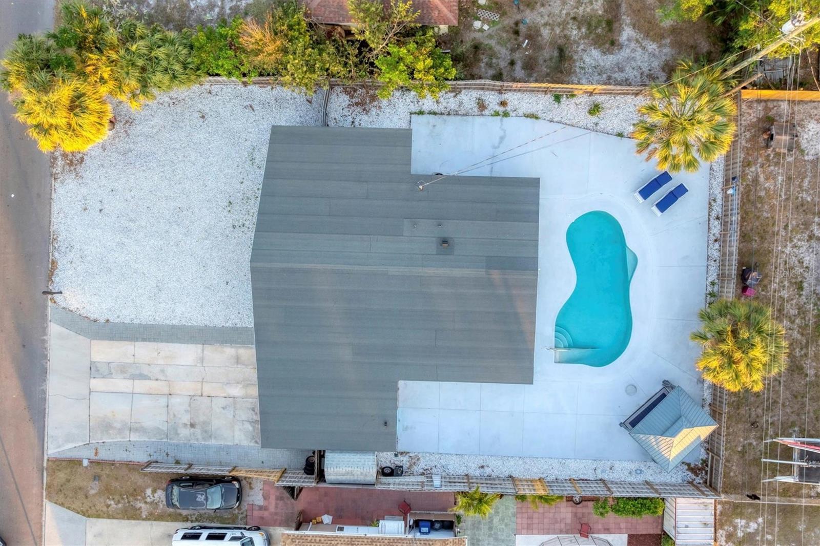 BAYSHORE GARDENS SEC 9A - Residential Lease