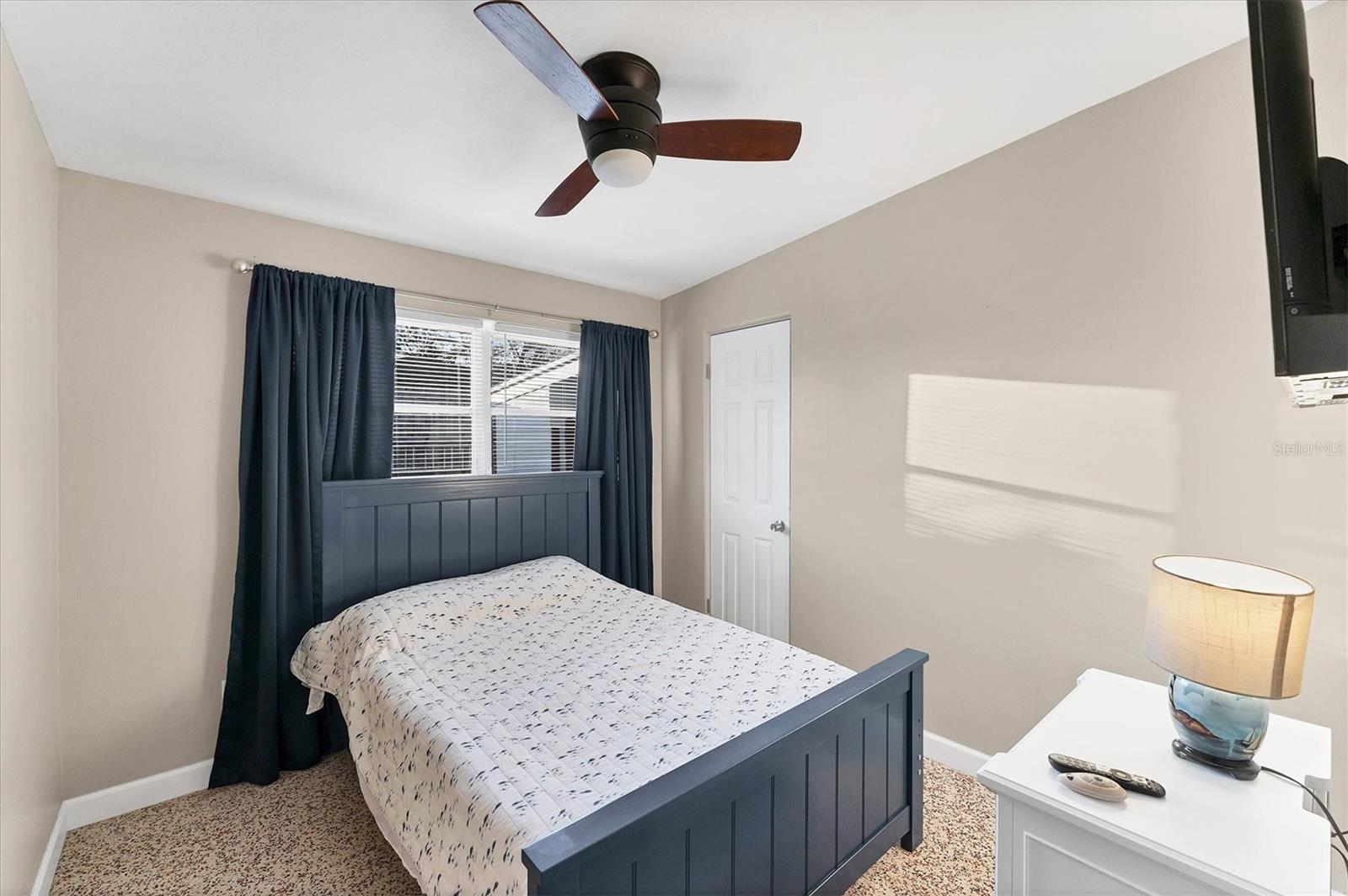 BAYSHORE GARDENS SEC 9A - Residential Lease