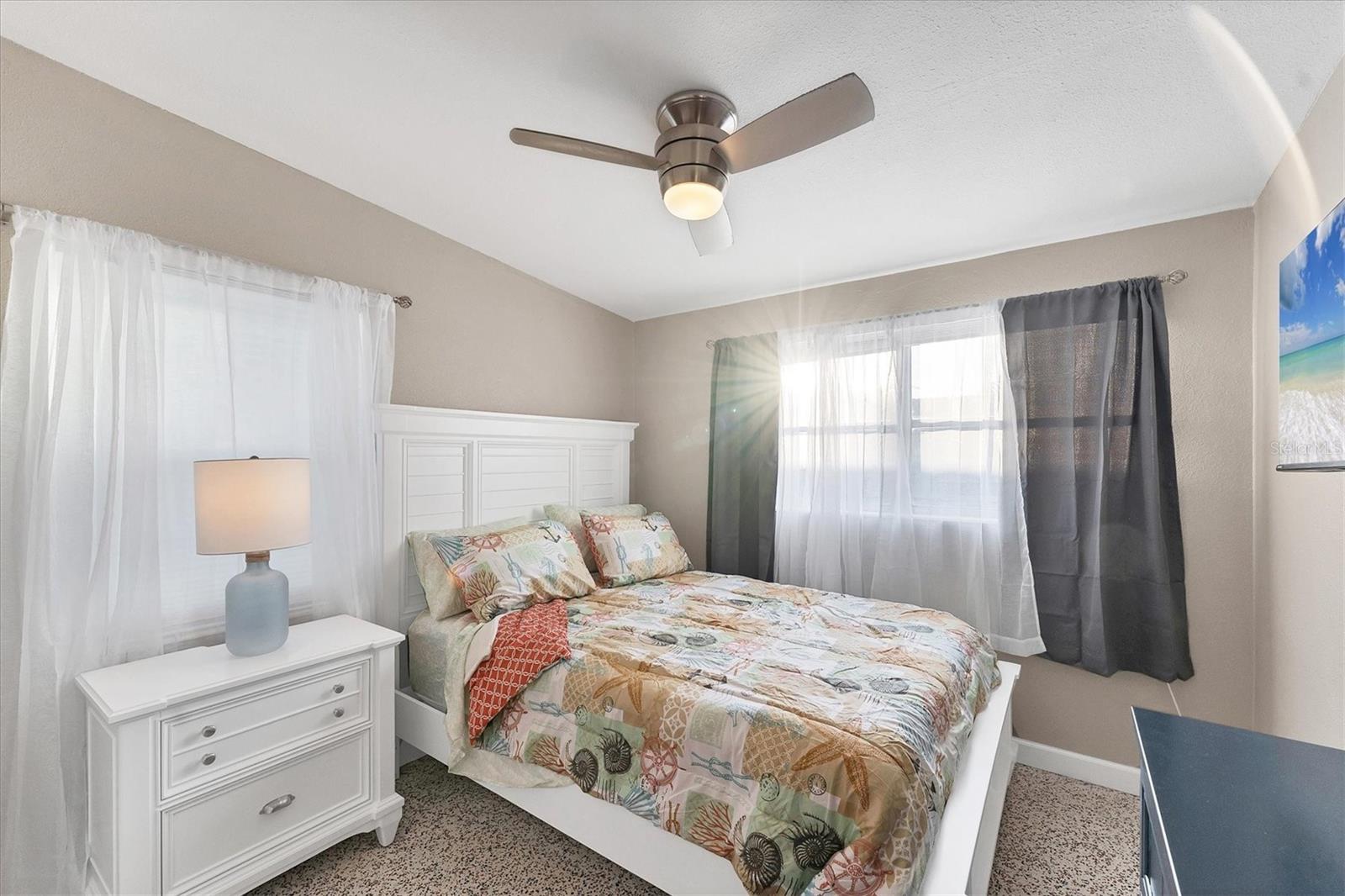 BAYSHORE GARDENS SEC 9A - Residential Lease