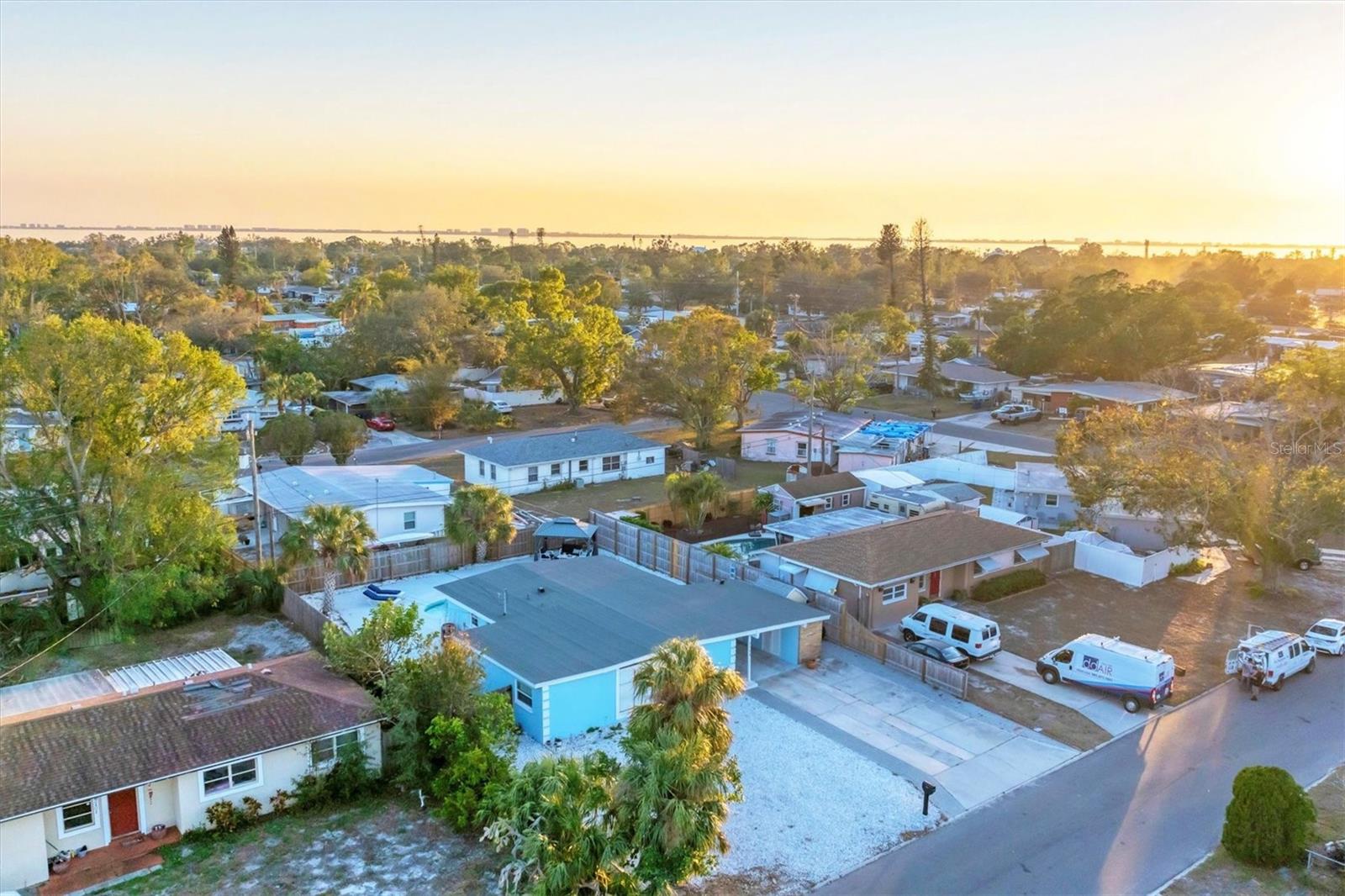 BAYSHORE GARDENS SEC 9A - Residential Lease