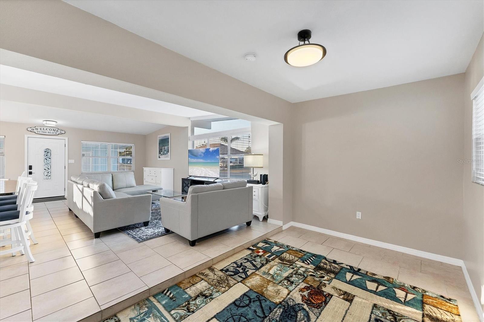 BAYSHORE GARDENS SEC 9A - Residential Lease