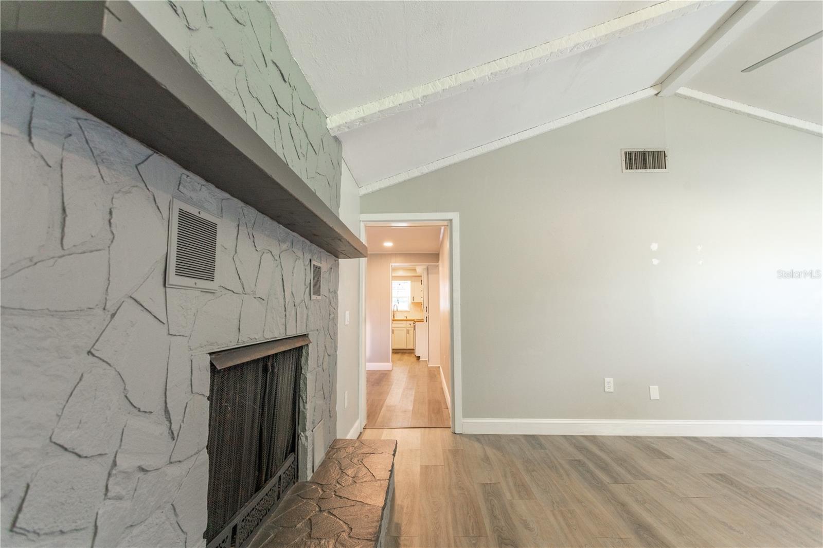 PINEHURST MEADOW ADD - Residential Lease