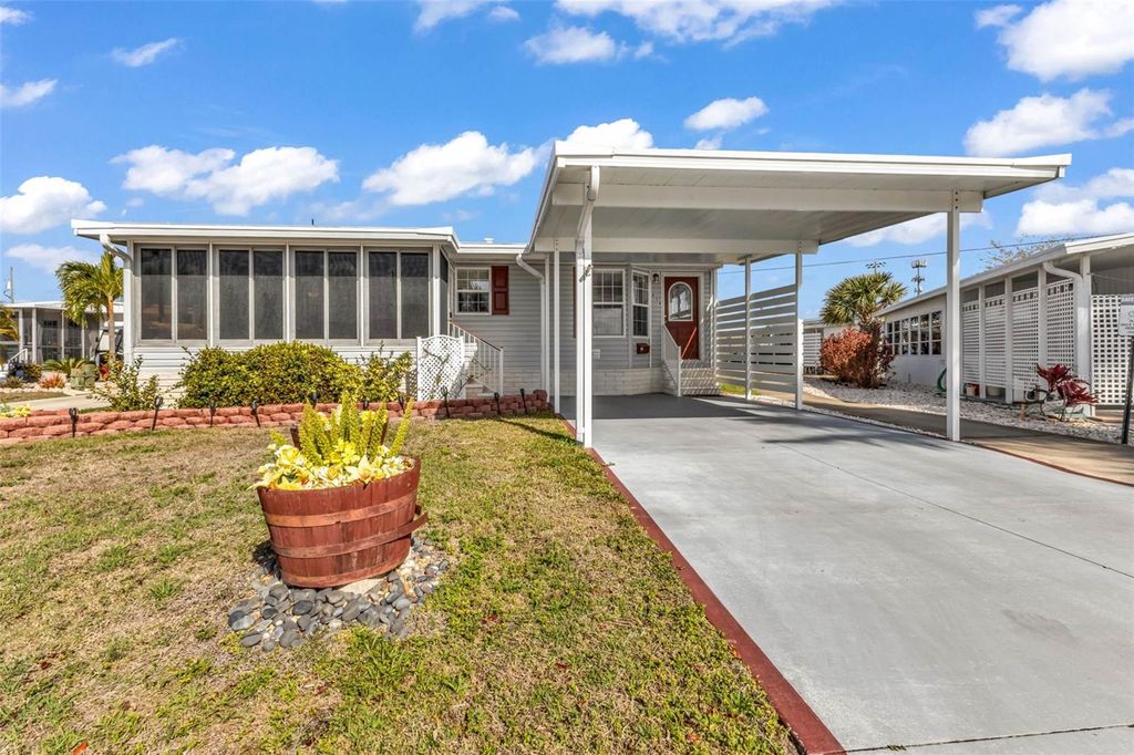 Photo of 634 Leisure, Venice, FL 34285 (MLS # D6146528)