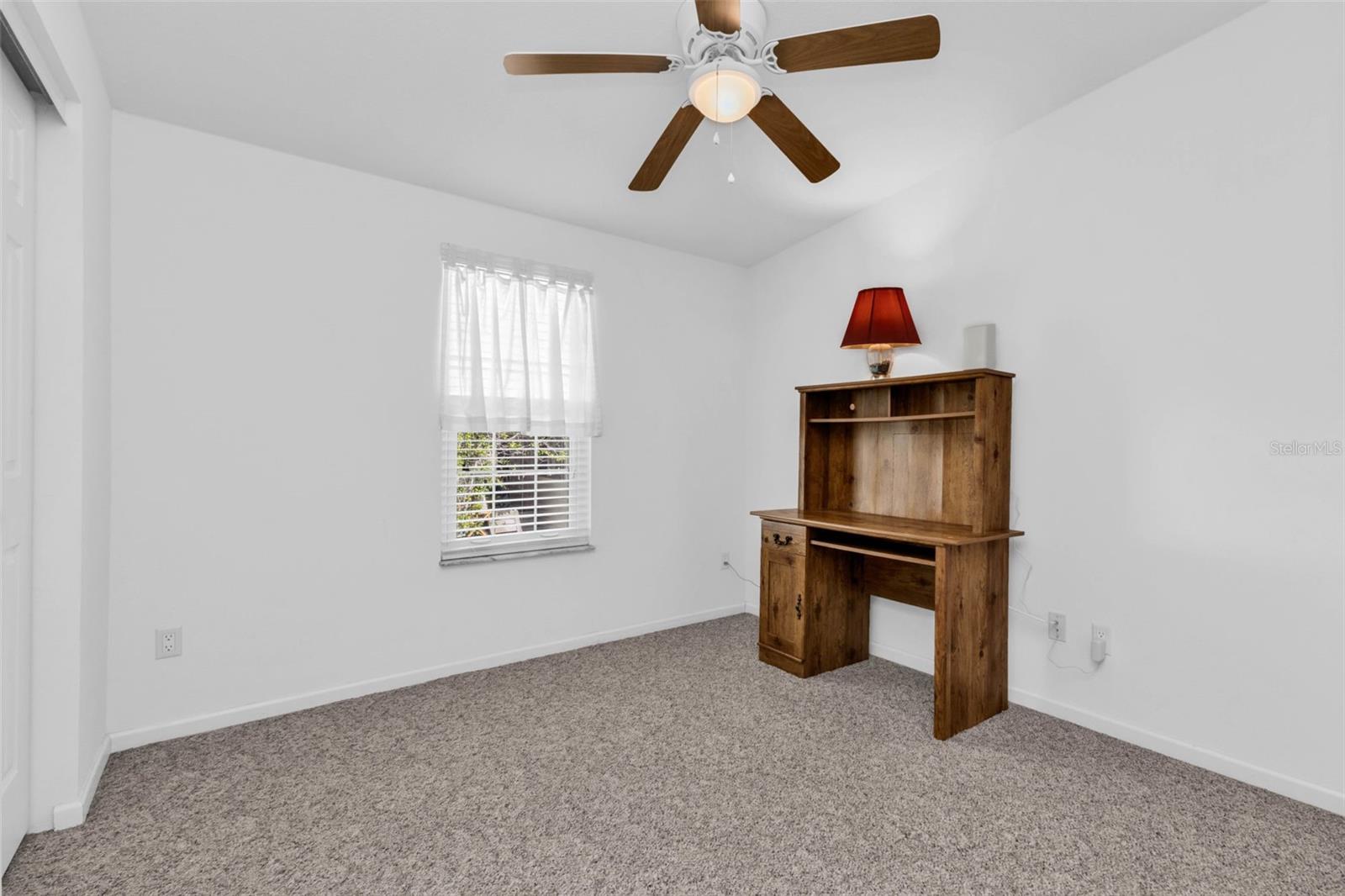 COUNTRY CLUB ESTATES - Residential