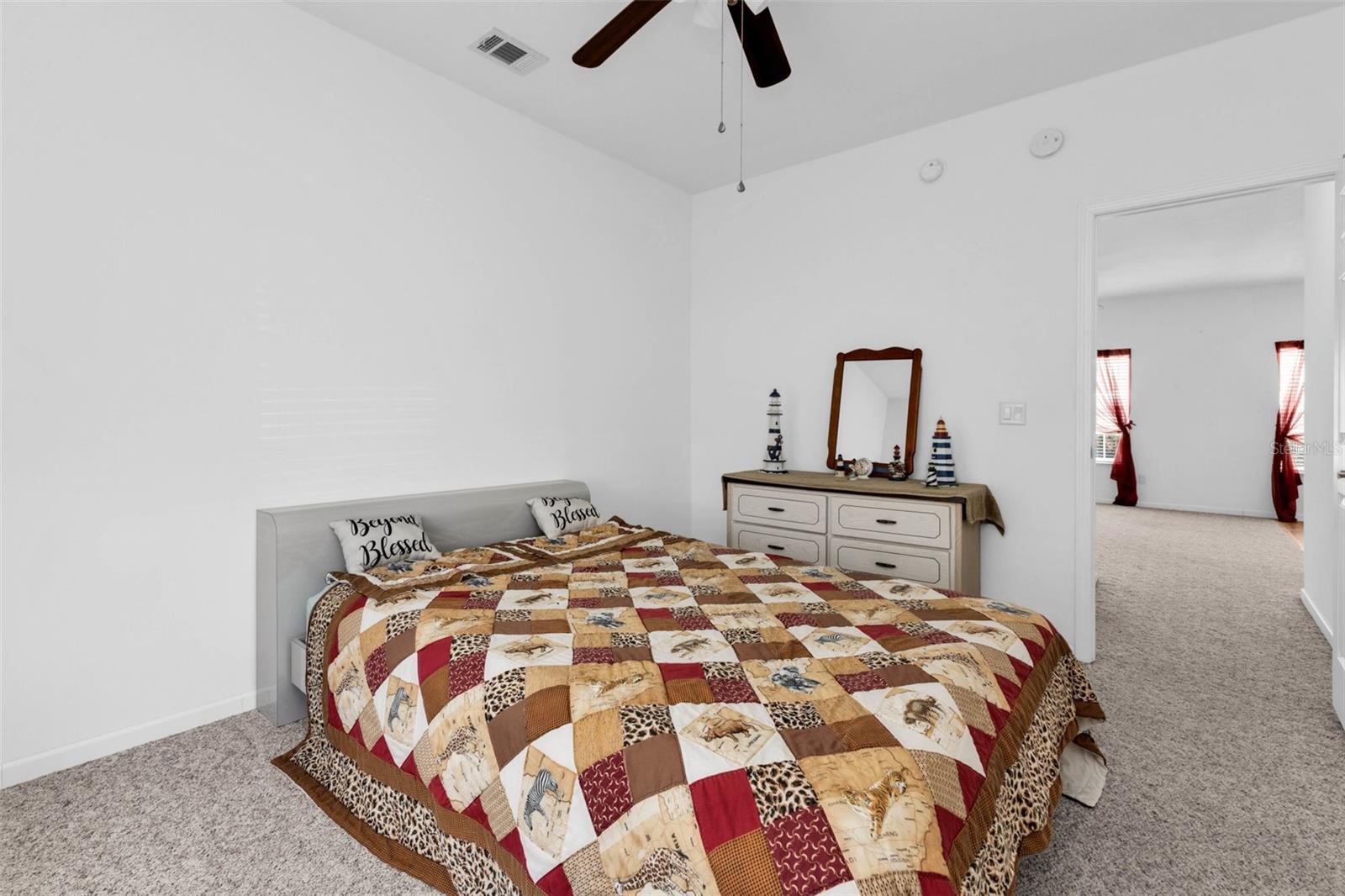 COUNTRY CLUB ESTATES - Residential