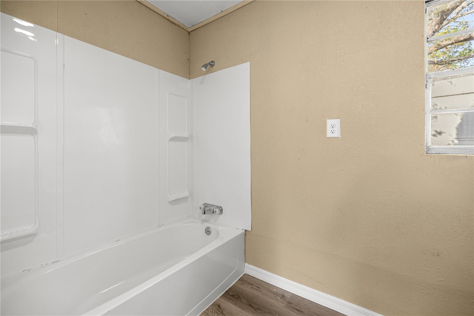 CUSTERS ADD - Residential