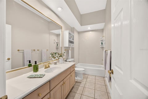 Tiny photo for 2416 SE 29th Street, Ocala, FL 34471 (MLS # OM734389)